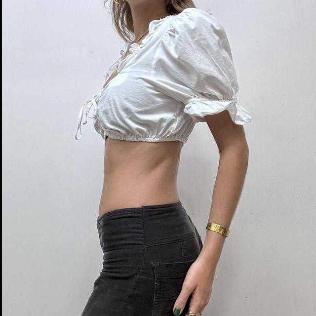 White cotton cropped puff top