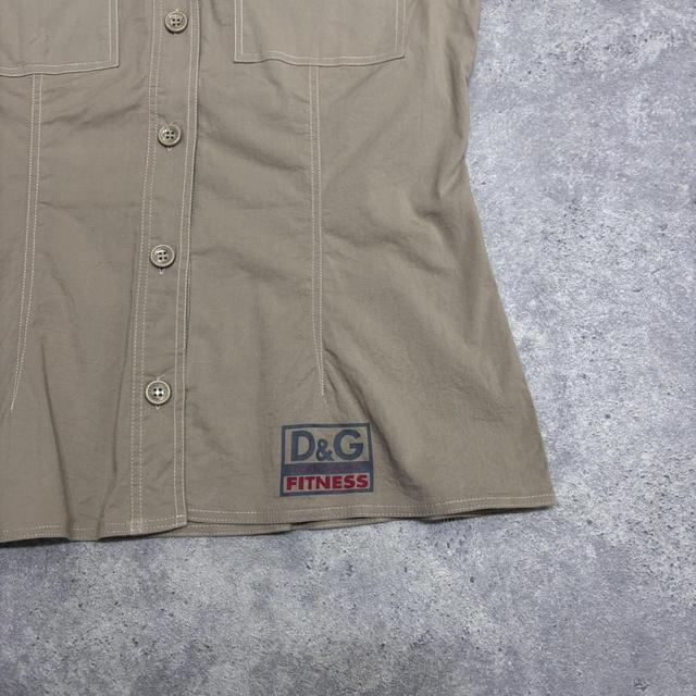 Cargo fitted tan shirt