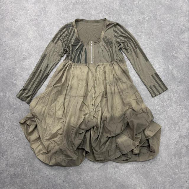Khaki puff balloon graphic dress