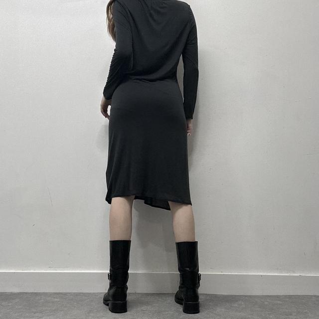 Black pleated 90s midi dress