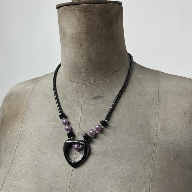 Metallic grunge heart necklace