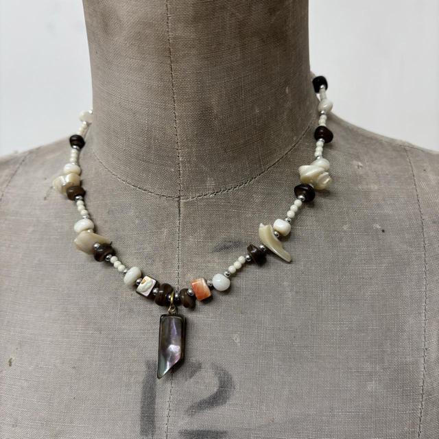 Pearl beaded crystal necklace