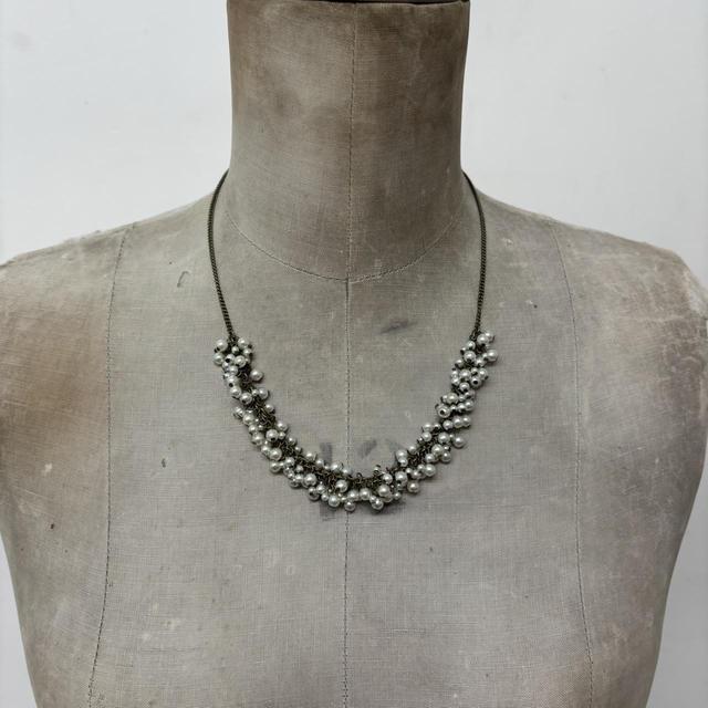 Layered chain gold pearl necklace
