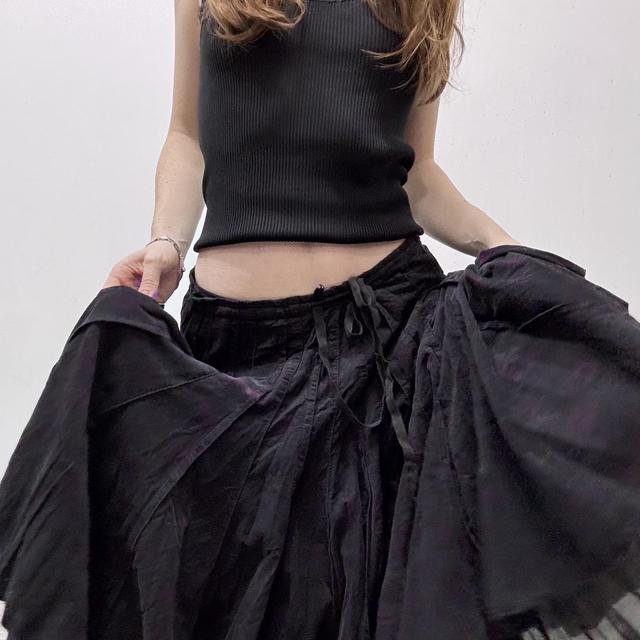 Black pleated flare printed midi skirt