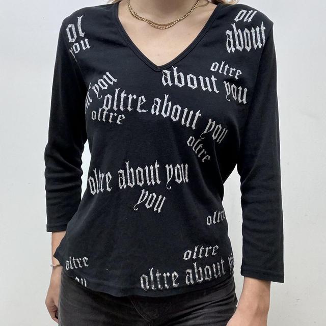 Grunge graphic text t-shirt
