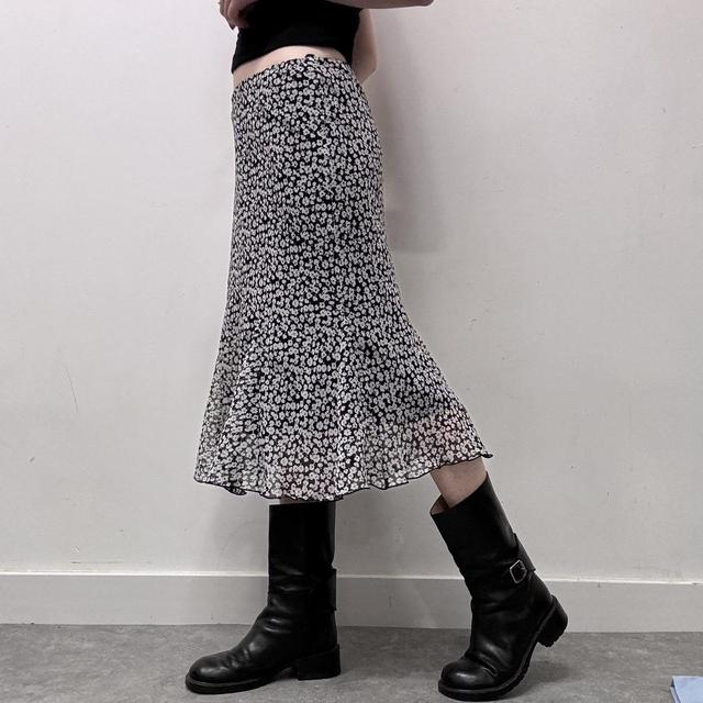 Ditsy floral skirt