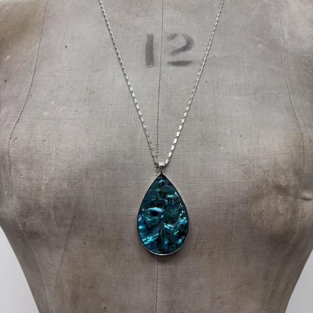Silver pearl shell stone necklace
