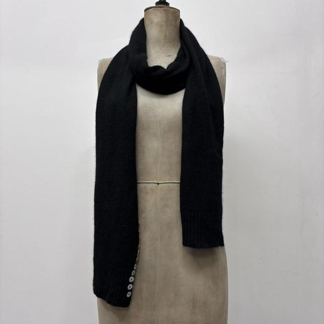 Black wool knitted scarf