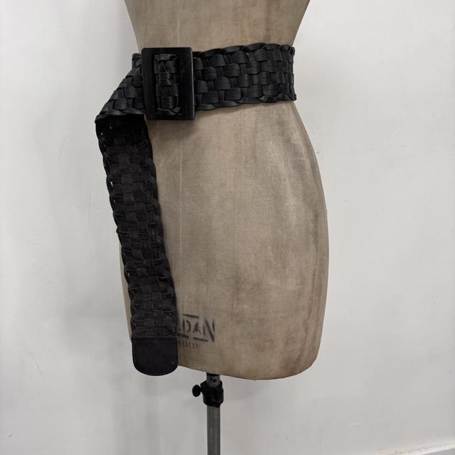 Woven leather brown belt