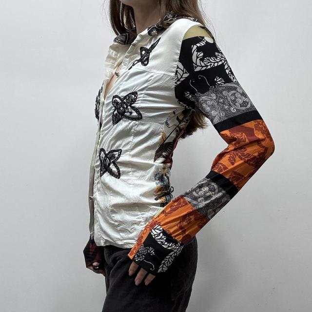 Save the queen graphic patterned shirt