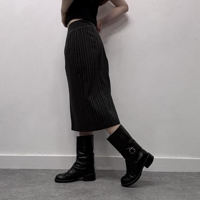 Grey pinstripe office skirt