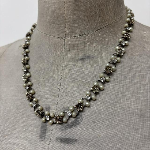 Regency pearl beaded necklace