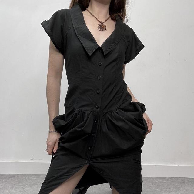 Black puff pleated midi dress