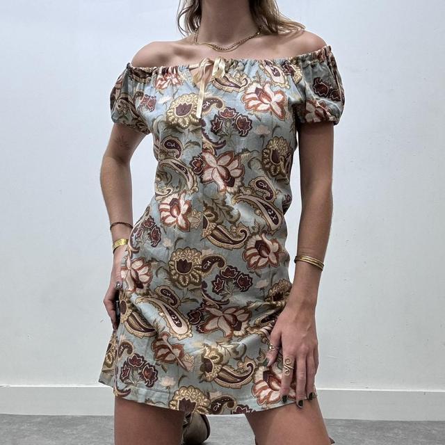 Vintage flower puff mini dress