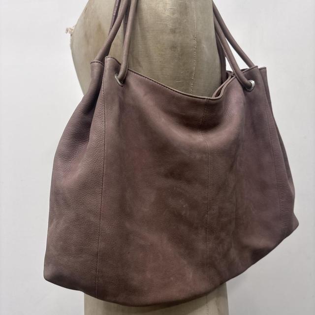Pink leather gathered shoulder bag