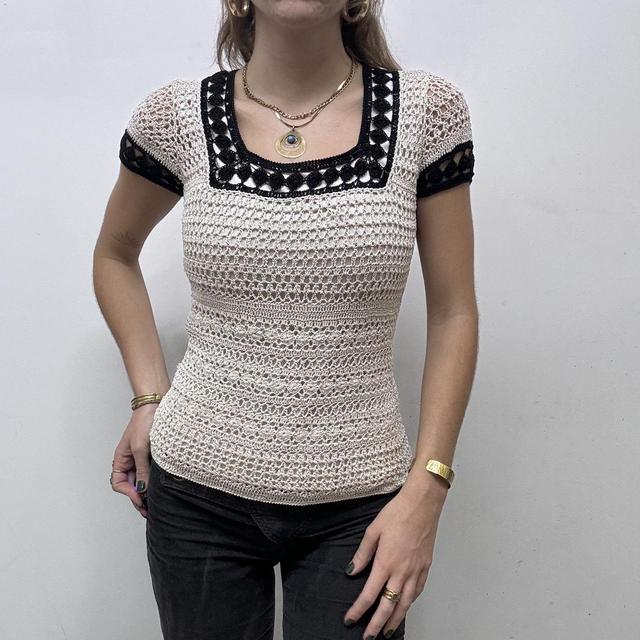 Crochet lace baby tee