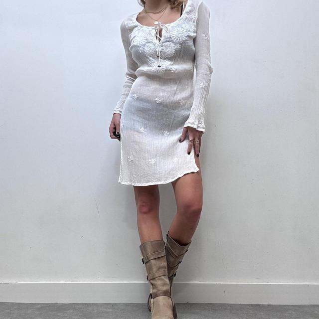 White crinkle embroidered mini dress