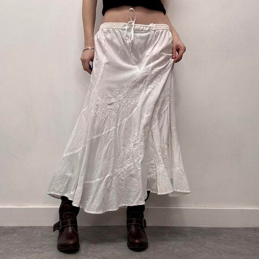 White cotton floral embroidered skirt