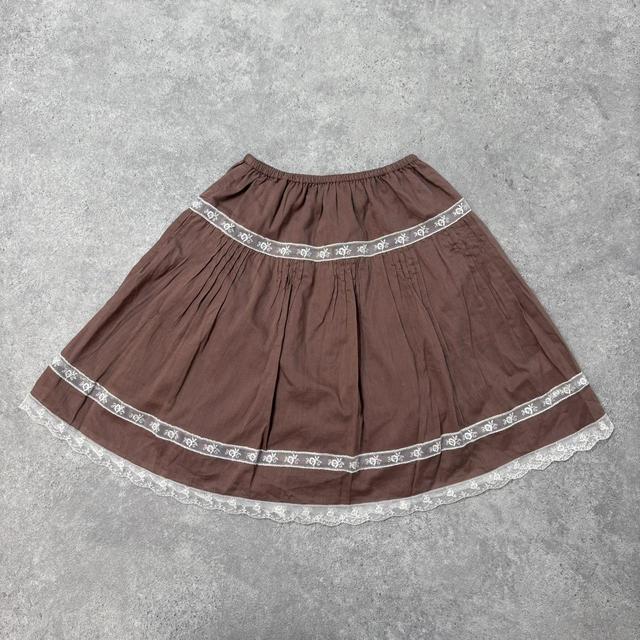 Lace flared mini skirt