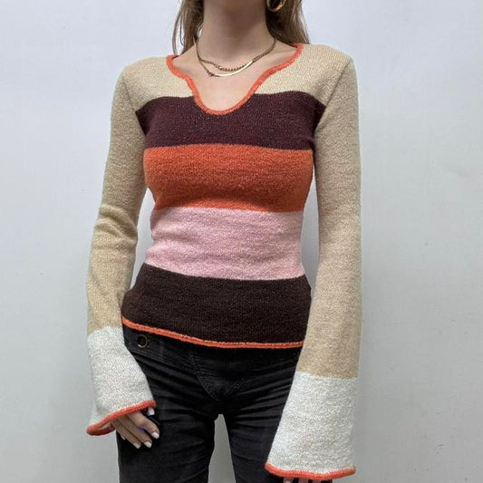 Flared knitted striped jumper