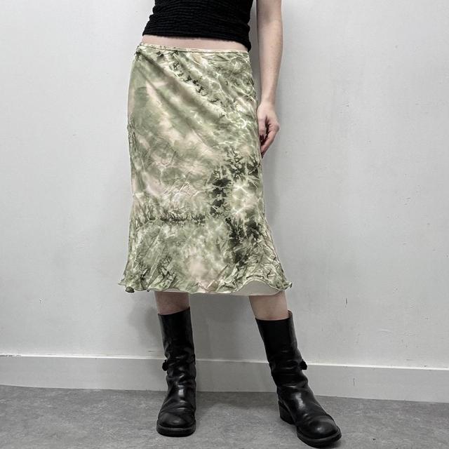 Green mesh distressed print midi skirt