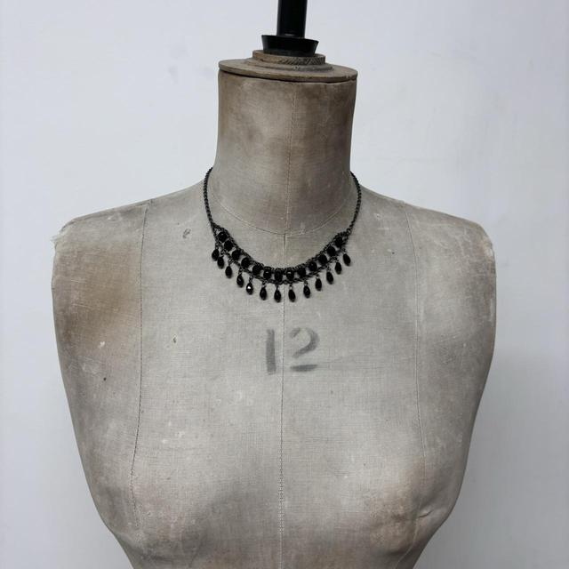 Drape chain bead grunge necklace