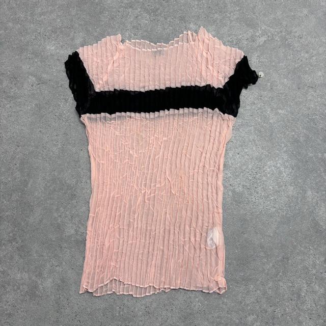 Crinkle pleated sheer top