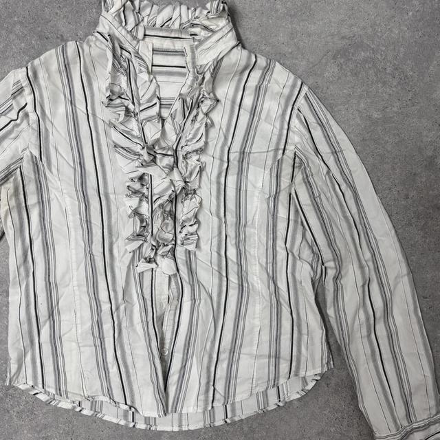 Ruffle pinstripe fitted shirt