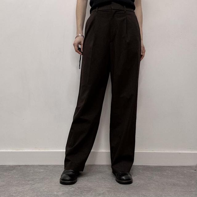 Brown uniqlo suit wide leg trousers