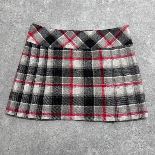 Black and red checked pleated kilt
