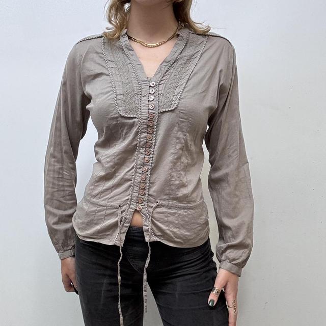 Brown button lace fairy shirt