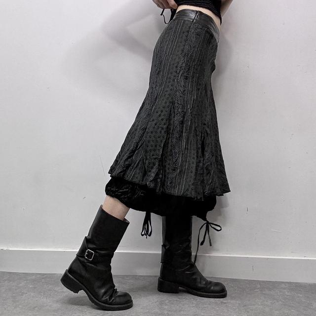 Layered pinstripe puff balloon midi skirt