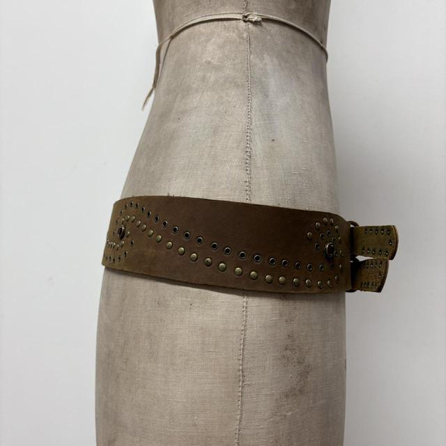 Brown buckle studded belt