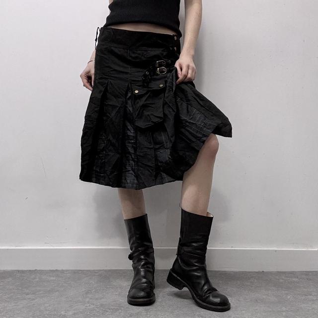 Grunge pleated gothic buckle skirt