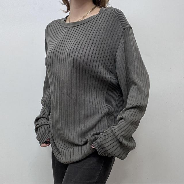 Ribbed slouchy distressed jumper