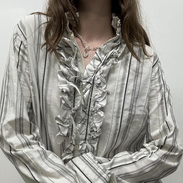 Ruffle pinstripe fitted shirt
