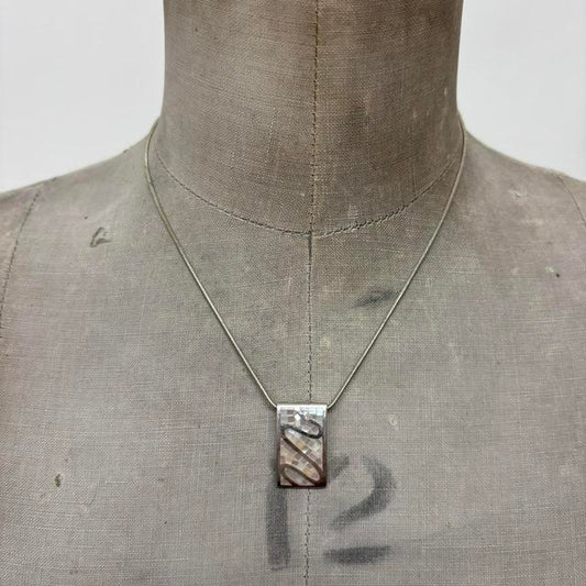 Silver mother of pearl necklace
