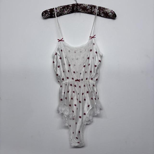Vintage body lace suit