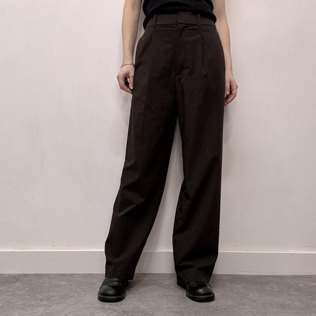 Brown uniqlo suit wide leg trousers