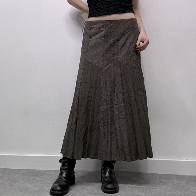 Grey pinstripe pleated pinstripe maxi skirt