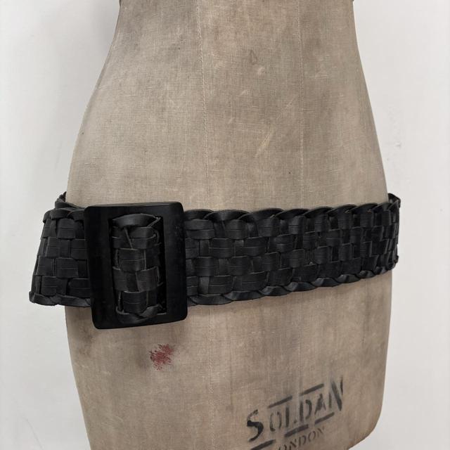 Woven leather brown belt