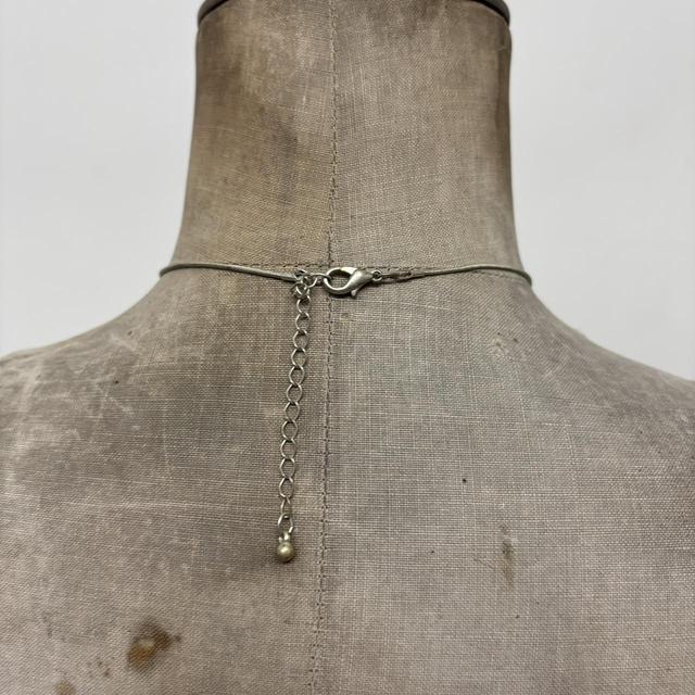 Silver mother of pearl necklace