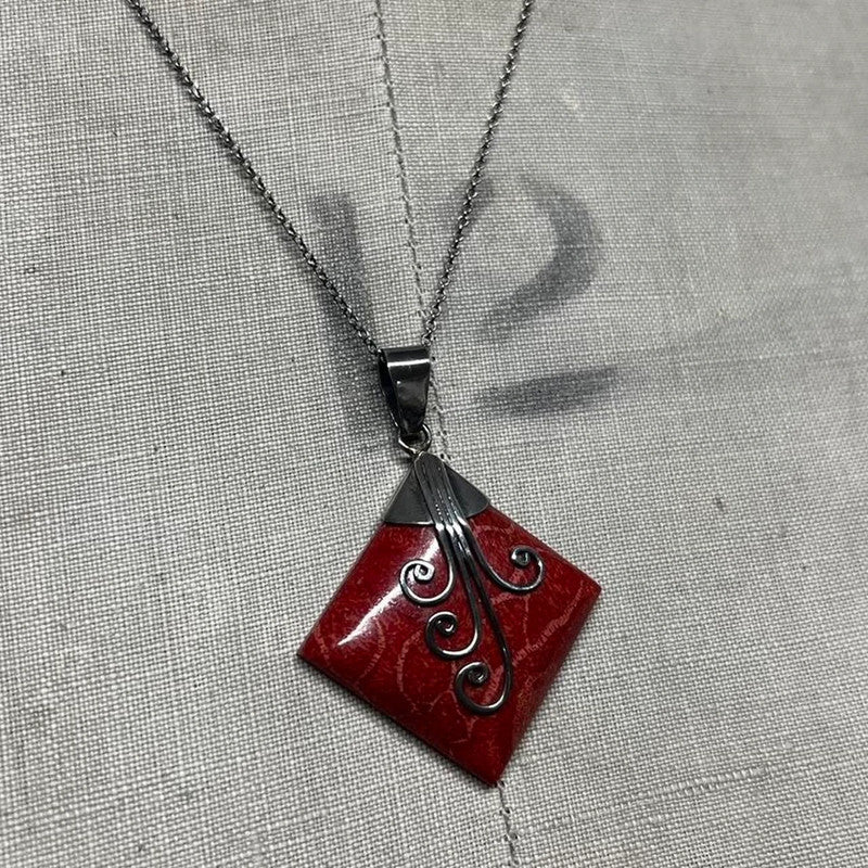 Chunky metal crystal pendant