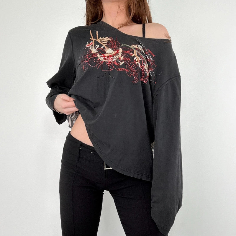 Black slouchy graphic grunge top