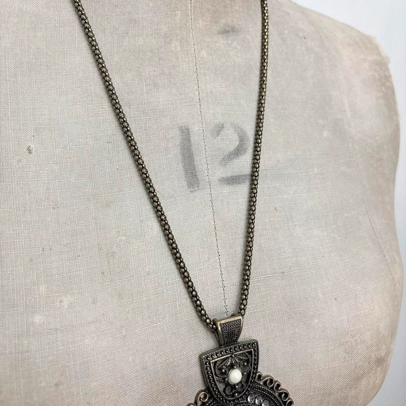 chunky metal boho necklace