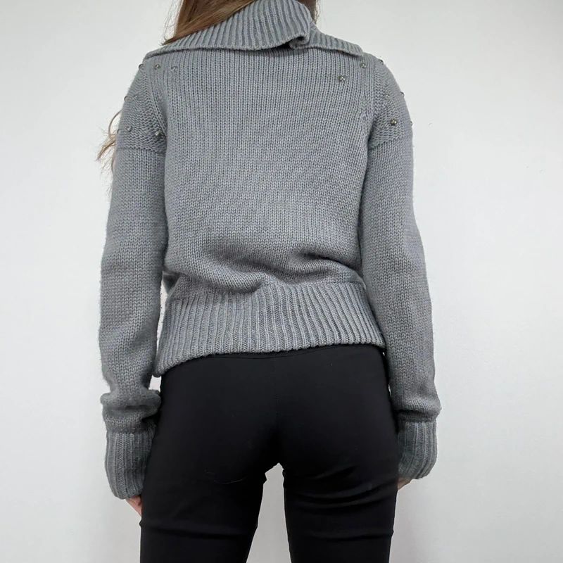 Grey knitted napoleonic cardigan
