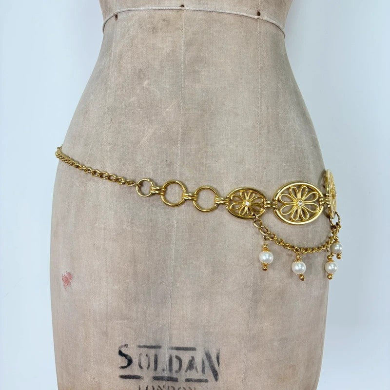 Gold metal chunky chain belt