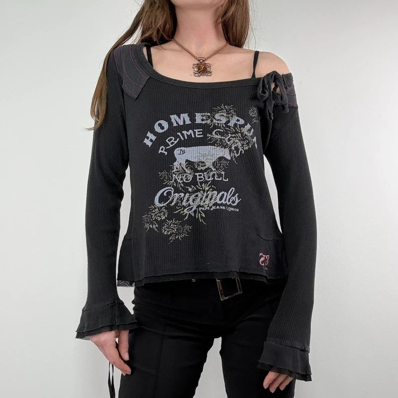 black long sleeve slouchy graphic t-shirt