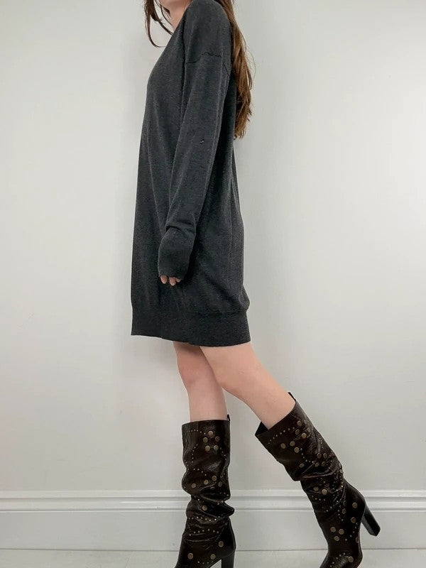 slouchy grey knitted off-the-shoulder v-neck long sleeve dress