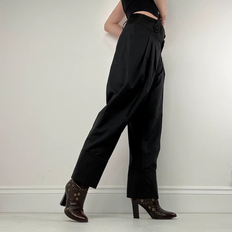 pleated black tailored trousers
